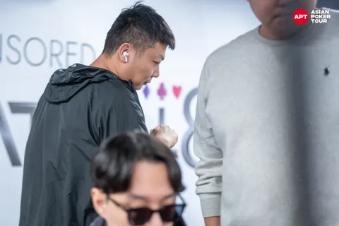 Jinlong Hu APTC1125_M_#1016FCFD-21.jpg