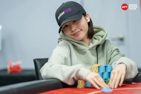 Minjeong Kim APTC1125_N_1012MEC-01458.jpg